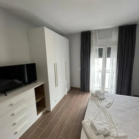 Arh Apartment *
