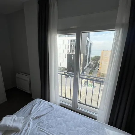 Arh Apartment *