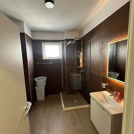 Arh Apartment *